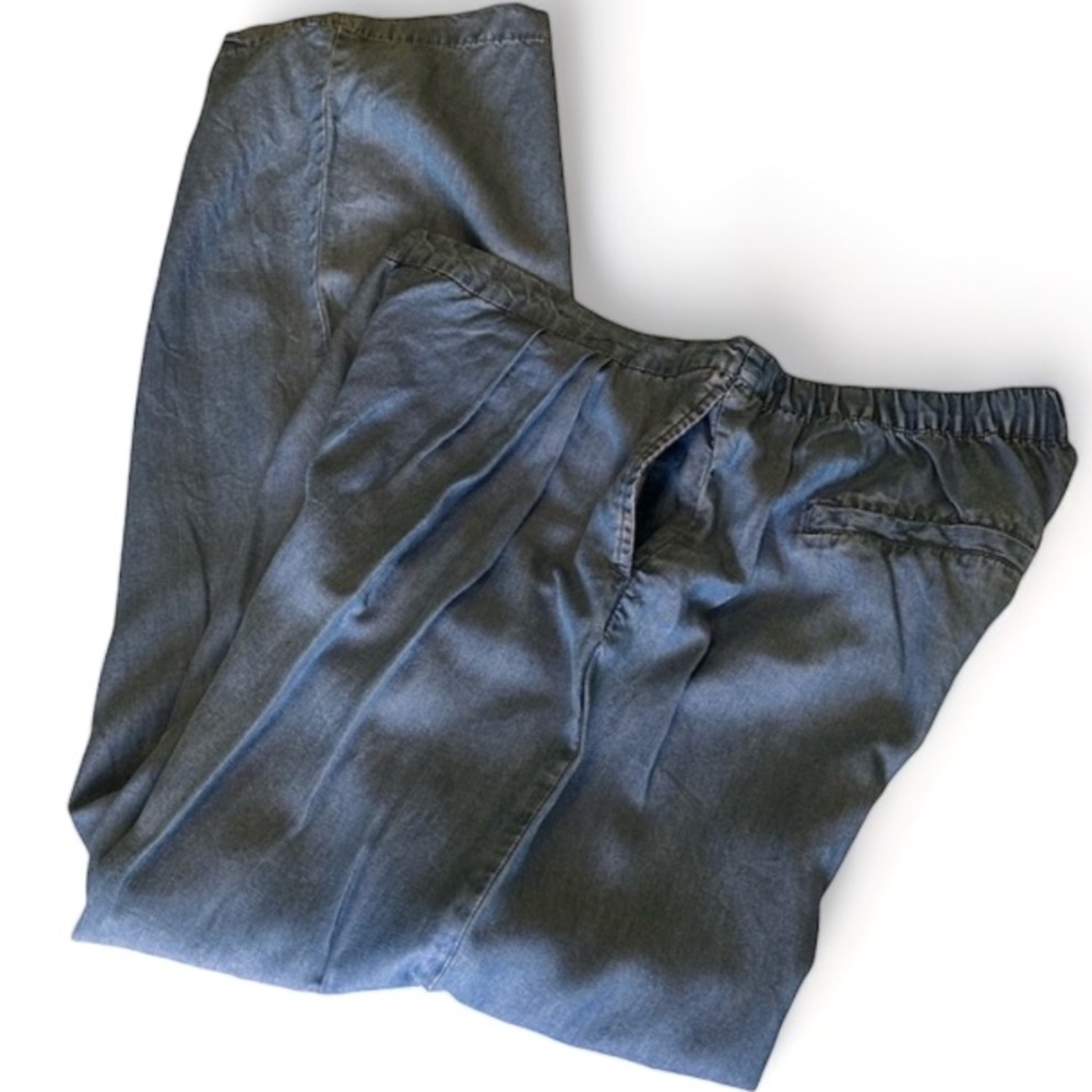 Pleated Denim Colored (Lyocell) Wide Leg Pants |Stretch Waist Ladies Size M EUC